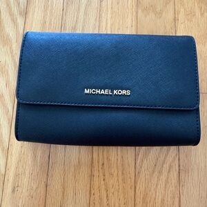 Michael Kors Black Convertible crossbody/clutch/wristlet